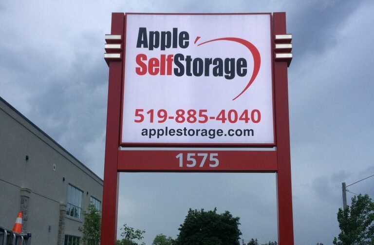 Pylon Sign of Apple Self Storage